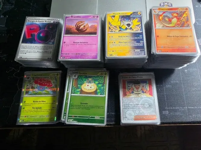 Bulk de cartas Pokémon :: 563 Cartas | 106 Foil e Reverse Foil