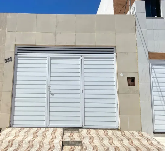 Excelente oportunidade, casa mobiliada. Telefone para contato : * - Célia
