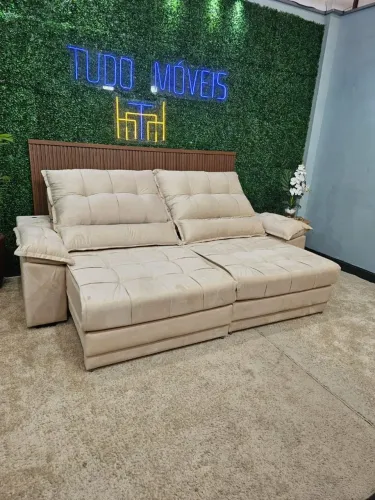SOFÁ RETRÁTIL E RECLINÁVEL COM USB E PILLOWTOP NOS BRAÇOS
