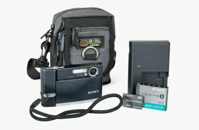 Camera Digital Sony Dcs-t50 Ciber-shot Touchscreen