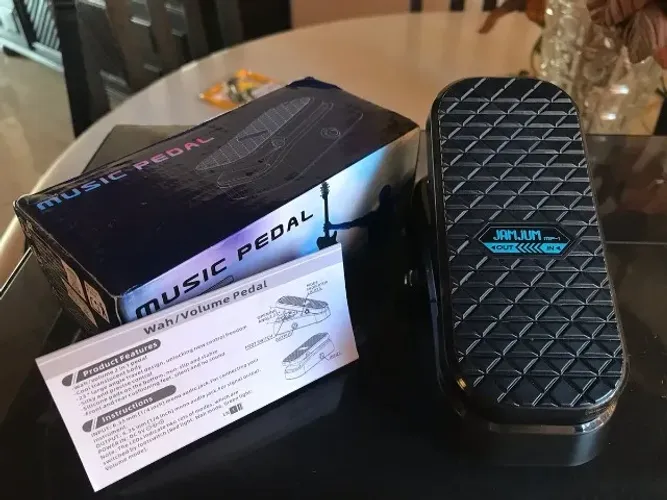 pedal novo - wah/volume preto para guitarra