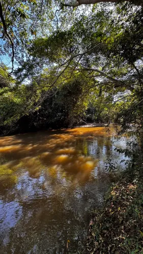 Chácara em rochedinho beira de rio