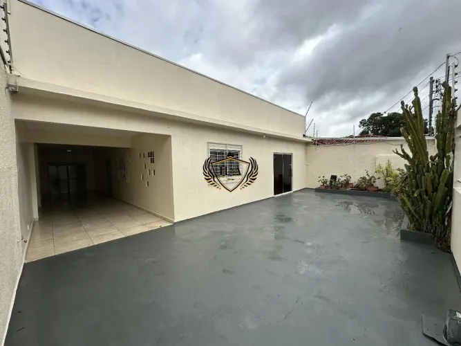 Casa com 8 Quartos no Bairro Boa Esperança!