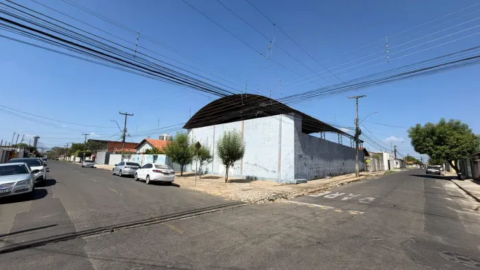 R ESCOLA E CASA