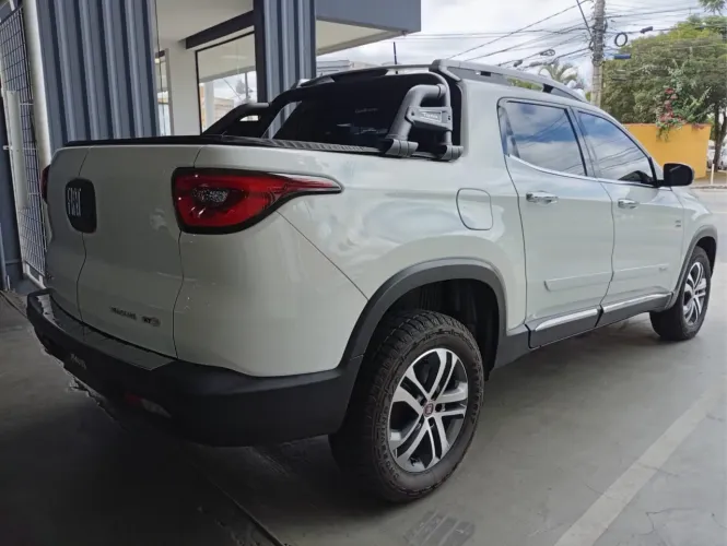 Fiat Toro Volcano 2.0 16V 4X4 TB Diesel Aut. 2017