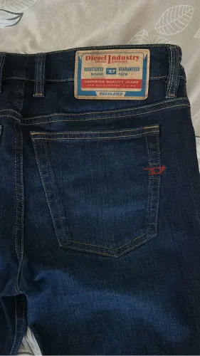Calça jeans DIESEL