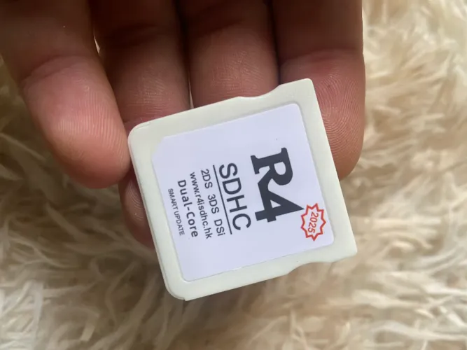 Cartucho R4 para Nintendo DS/Ds1/2DS