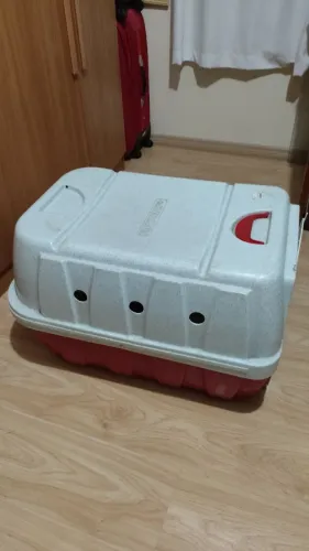 Casinha + caixa de transporte de cachorro