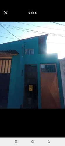 Alugo 750 casa 1o andar