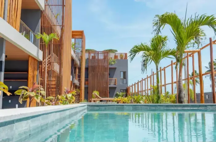 VENDO APARTAMENTO DE 2 QUARTOS MOBILIADO NA ROTA DOS MILAGRES