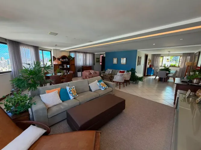 Exclusividade no Caminho das Árvores | 4/4 | 3 Suítes | 194m²