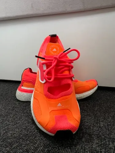 Tênis ADIDAS XStella McCartney Ultraboost