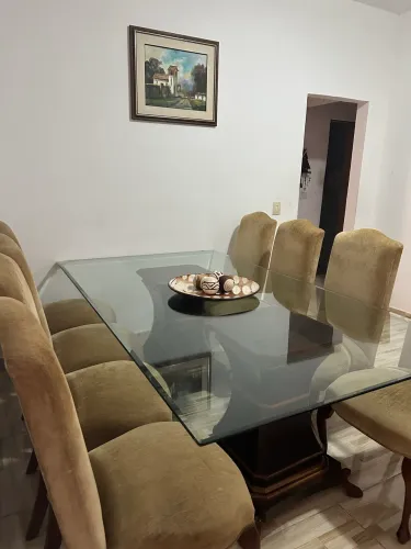 Mesa de jantar Premium 8 lugares Sylvia Design (tampo de vidro + cadeiras estofadas)