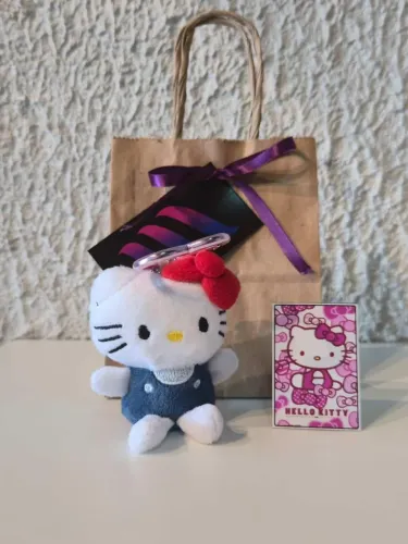 Hello kitty kit presente 