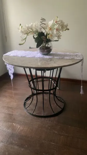 Mesa para área interna ou extensa