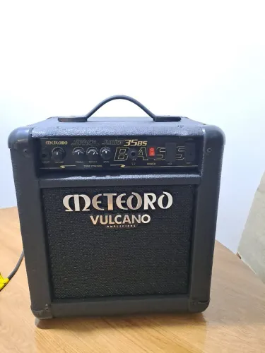 Amplificador para Contrabaixo Meteoro Space Junior 35BS