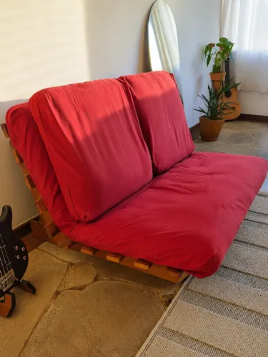 Futon de madeira 2 lugares - excelente estado