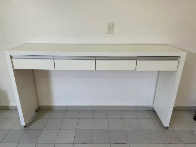 Aparador/Bancada Multiuso com 4 Gavetas e Rodízios - 1,79 m - Bom Estado
