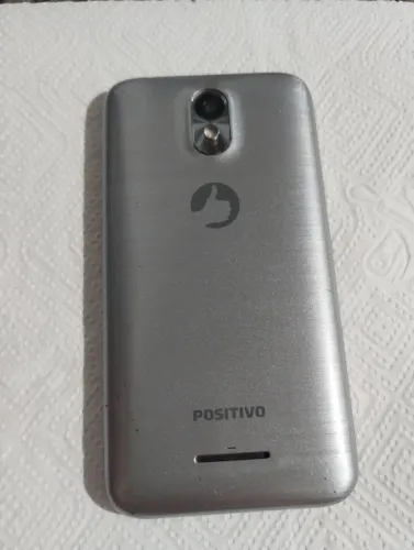 Celular positivo
