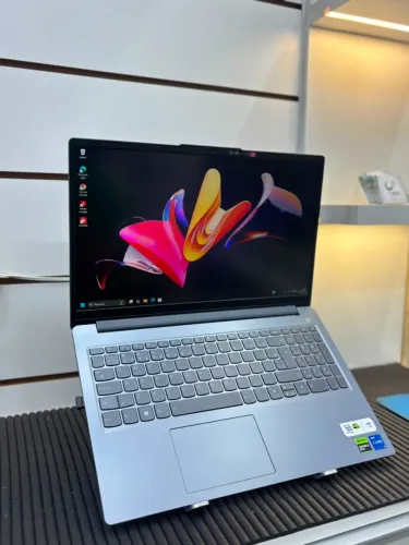 Notebook - Lenovo LOQ - i5 12° Geração- 16 GB RAM DDR5 - 512 SSD Nvme - RTX 3050 - 6 GB