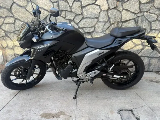 12X SEM JUROS no cartão Yamaha fazer FZ25 250cc 2023/2023Apenas 9.800km