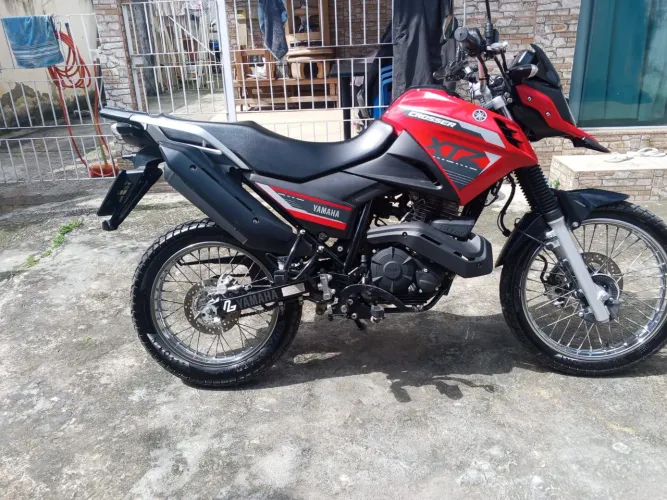 Yamaha XTZ Crosser ! Apenas 11.000 km! Estado de Zero!