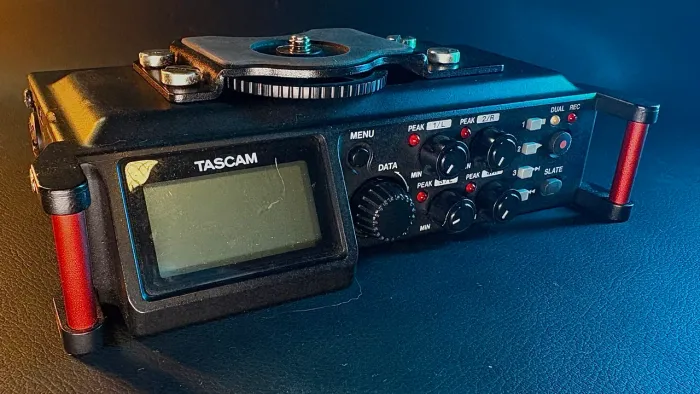 GRAVADOR DE AUDIO TASCAM DR70D