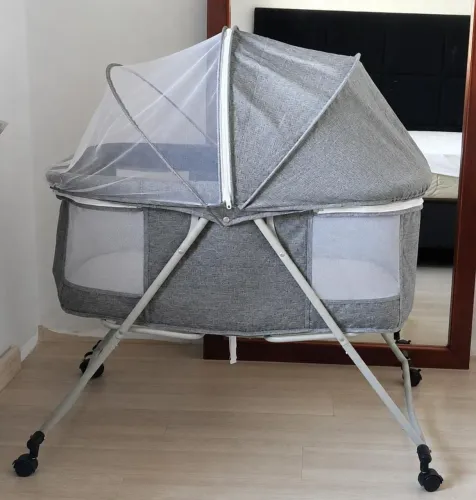 BERÇO RETRÁTIL SEMI NOVO