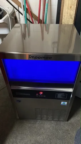 MÁQUINA DE GELO IMPOMAC 50kg