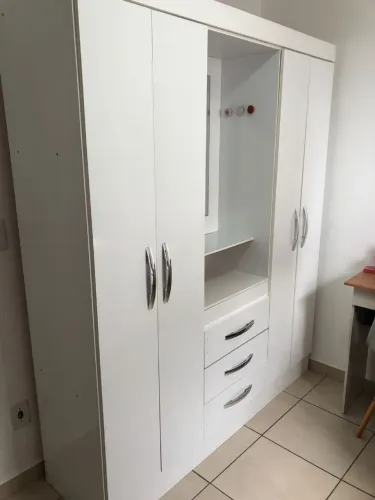 Guarda roupa solteiro