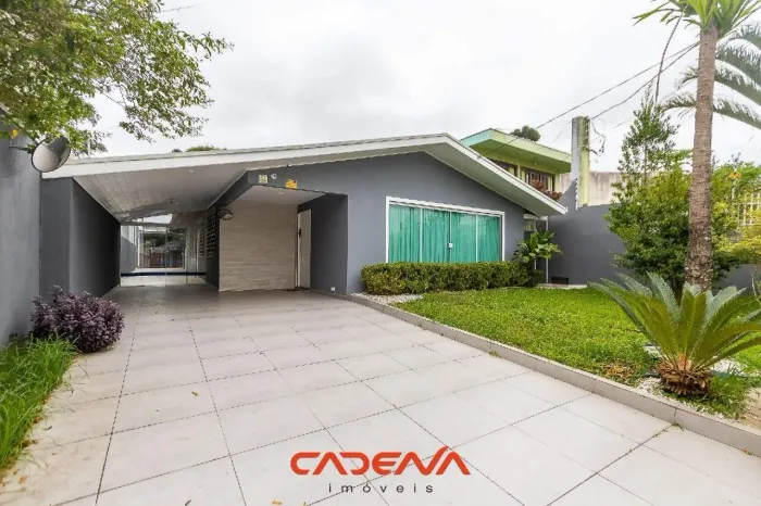 Casa com 4 quartos e 3 vagas para aluguel no Jardim Social