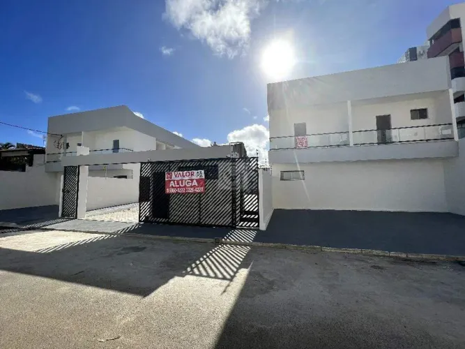 Casa em Condomínio (2 suítes) para Alugar no Bairro Atalaia - Aracaju/SE | R$ 2.000/mês