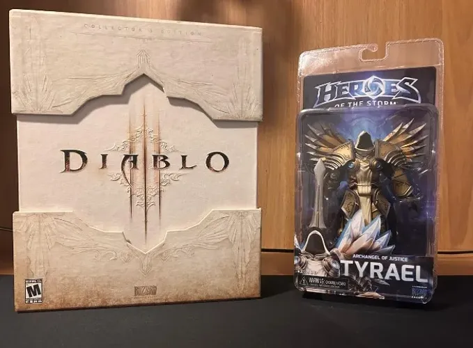 Diablo III Collector's Edition + Tyrael Heroes of the Storm NECA