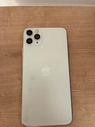 iPhone 11 Pro Max 256 GB Branco + Carregador - Tudo Funcionando