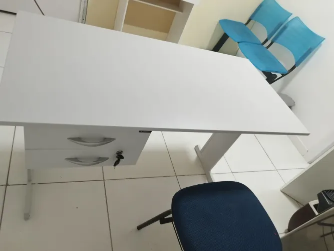 Mesas de escritório nova