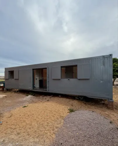 Casa Container Reefer 40 Pés | 2 Quartos | Suíte | Pronta para Instalar e Morar