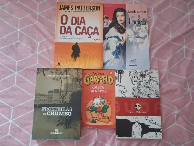 Livros a 15 reais cada