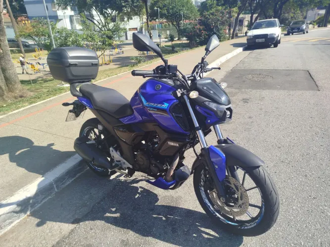 Fazer FZ15