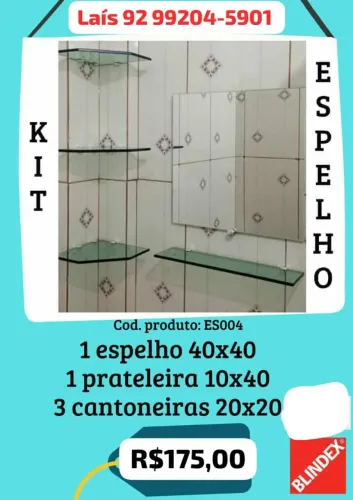 Espelho quadrado com cantoneiras e prateleiras 