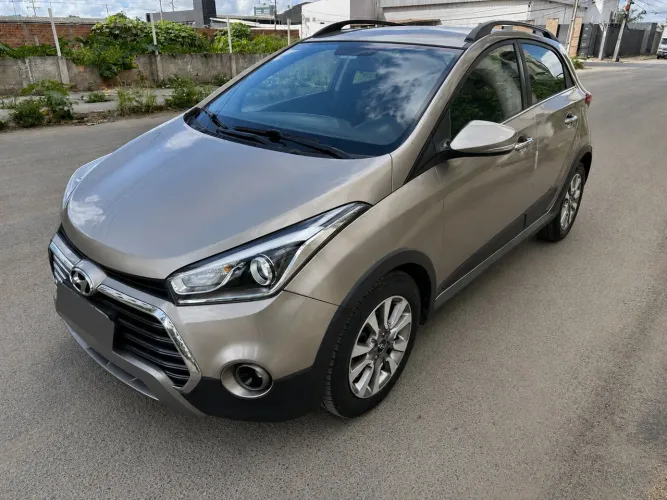 Hyundai HB20X Premium 1.6 Flex 16V Aut. 2017