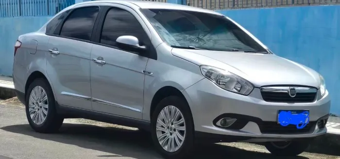 Fiat Grand Siena Essence 1.6 Flex 16V 2014