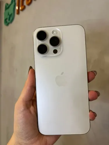 iPhone 16 Pro Max 256gb Branco - Seminovo - 99% Bateria - Retirada em Loja Física em BH