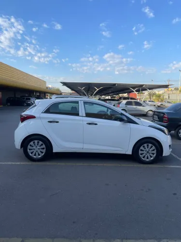 Hyundai HB20 Unique 1.0 Flex 12V Mec. 2019