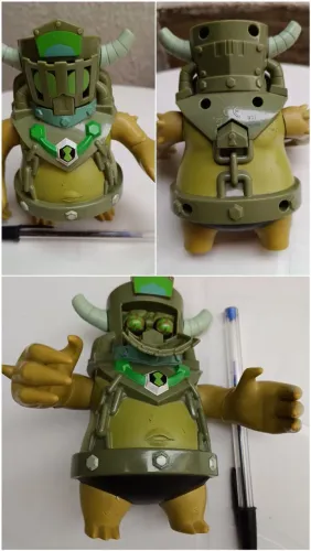 Boneco Ben 10 Espantóide - Sunny