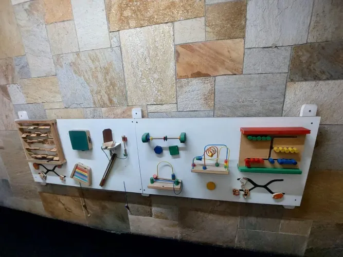 Painel sensorial de parede