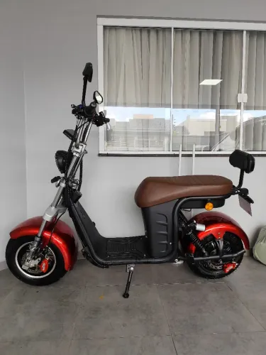 Scooter elétrica R13. 1000 watss