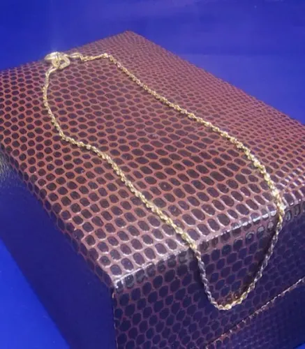 Pulseira Feminina Cartier 18 Kilates Peso 0.75 Gramas Fecho Boia                          