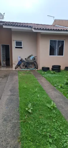 Alugo casa em campo largo condominio incluso posto de saude na frente do condominio mercad