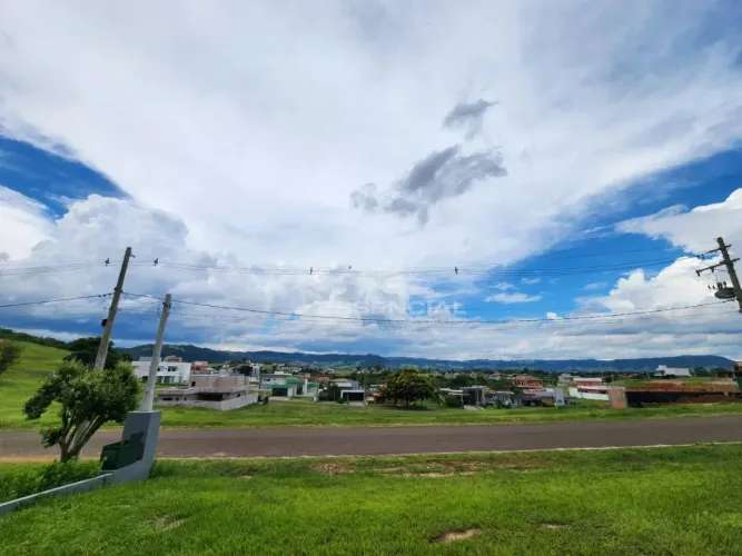 Terreno à venda, 450 m² por R$ 65.000,00 - Condomínio Ninho Verde II - Pardinho/SP