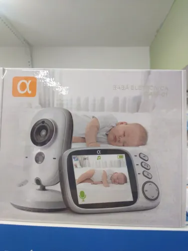 Baba eletrônica com câmera nova na caixa
